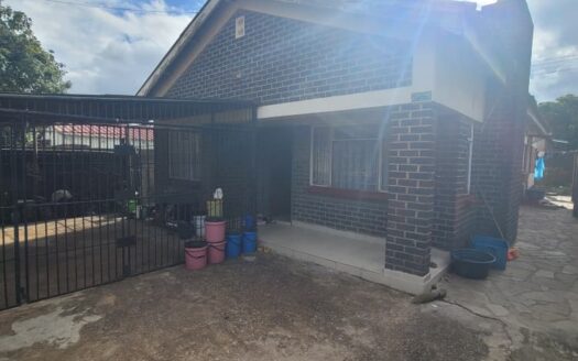 CHITUNGWIZA HOUSE FOR SALE